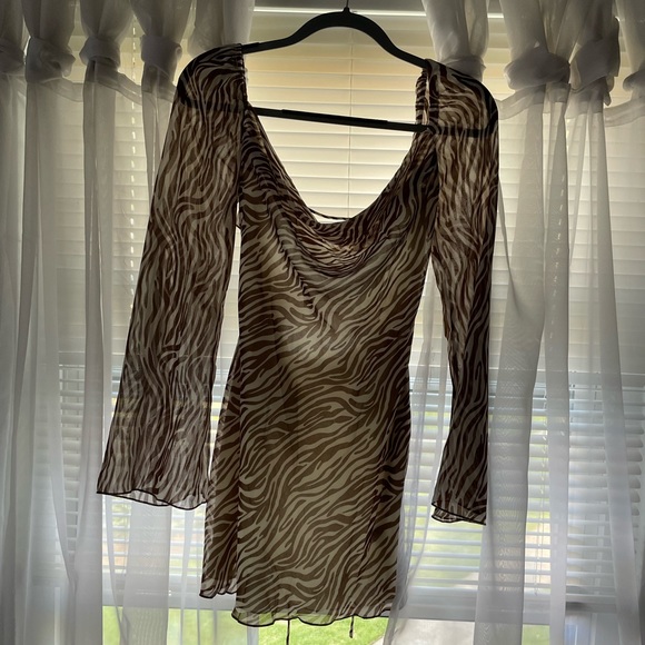 12th Tribe KENYA BROWN ZEBRA MINI DRESS NWT‼️ - Picture 2 of 4